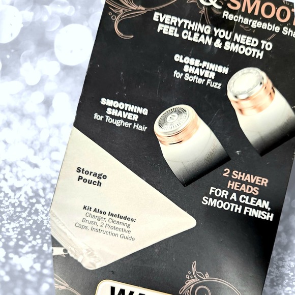 Wahl clean and smooth rechargeable shaver - Picture 2 of 2